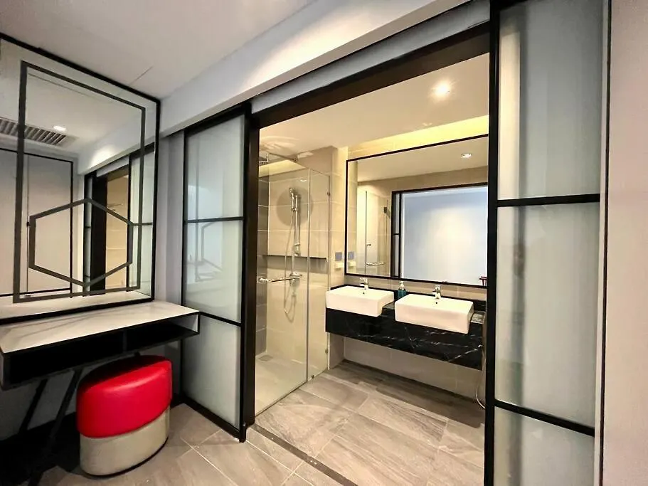 #173 M101 Dang Wangi Klcc View Pool By Livin Apartment Kuala Lumpur