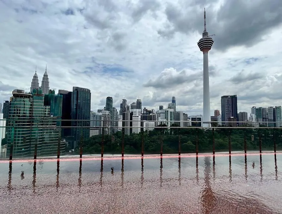 #173 M101 Dang Wangi Klcc View Pool By Livin Apartment Kuala Lumpur 0*,  Malaysia